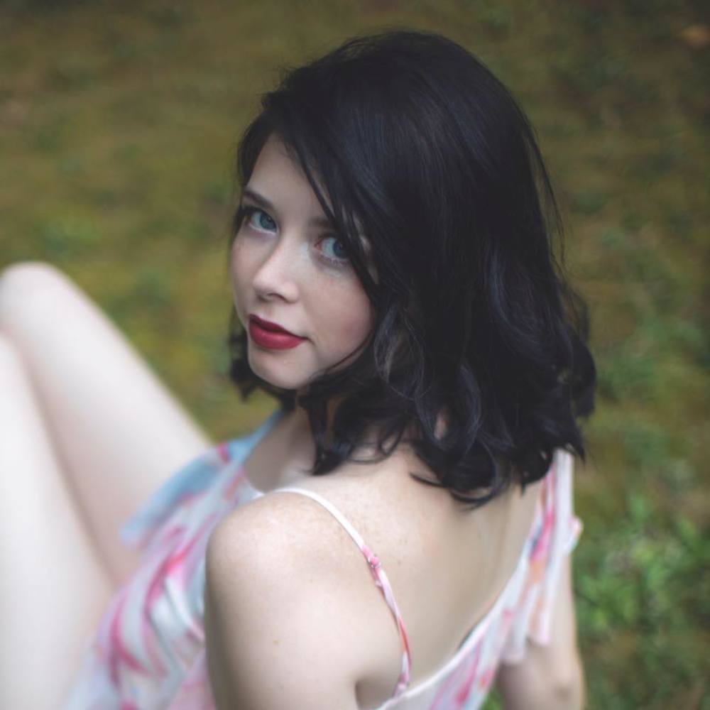 Meet your Posher, Asha